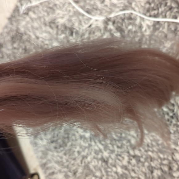 Remi cachet hand tied hair extensions - Picture 4 of 4